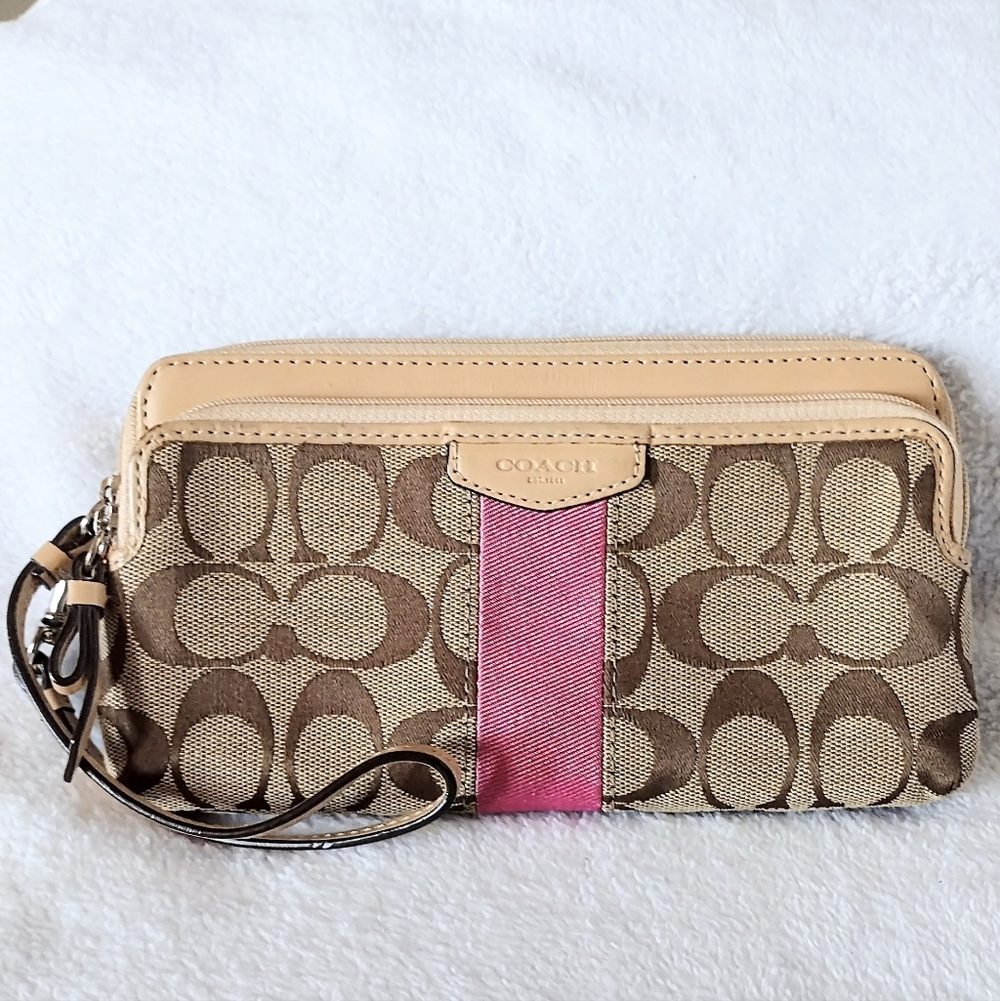 💗 Coach Y2K Khaki Pink Signature Stripe 12CM Double Zip Wristlet Wallet - Picture 3 of 10